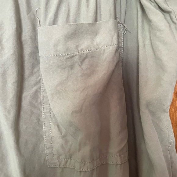 XXL Thread & Supply Green Capri - Picture 2 of 4